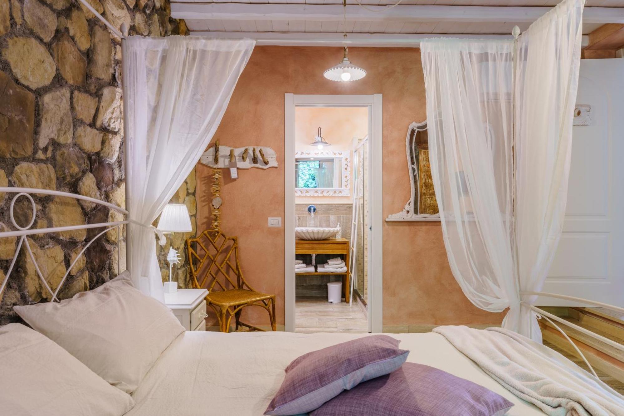 La Rocca Maison De Charme 모네글리아 외부 사진