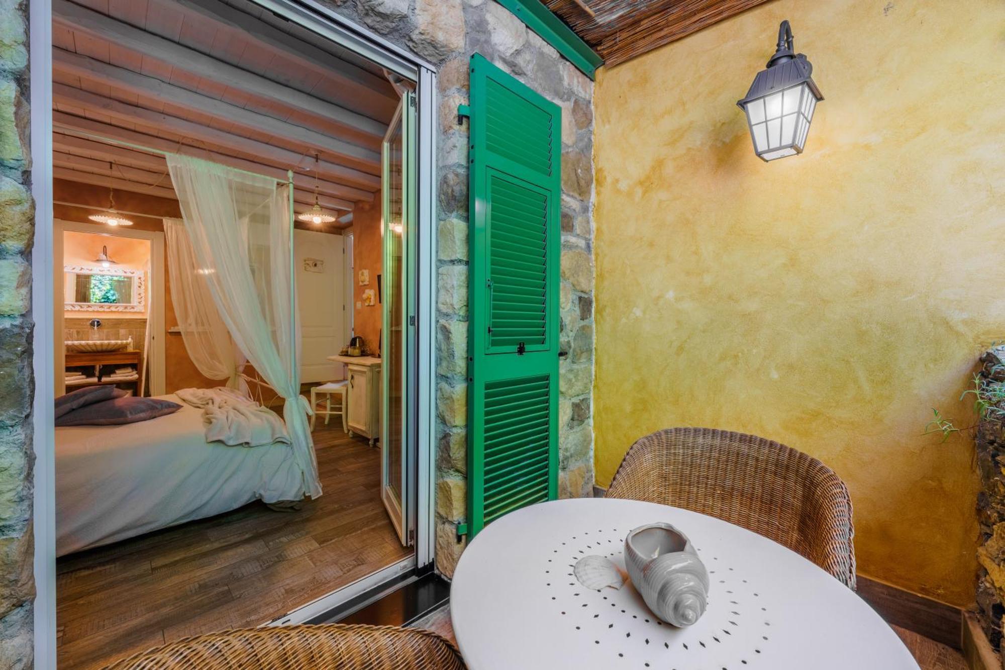 La Rocca Maison De Charme 모네글리아 외부 사진