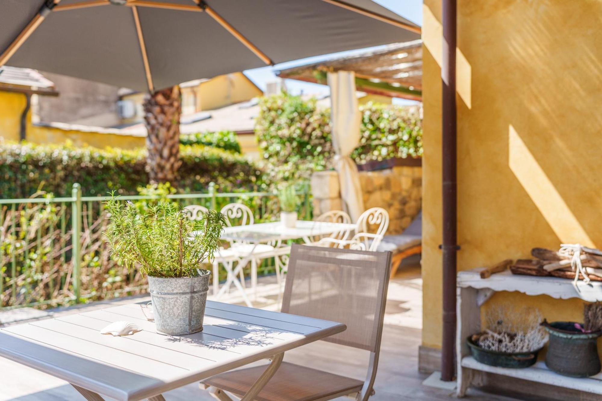 La Rocca Maison De Charme 모네글리아 외부 사진