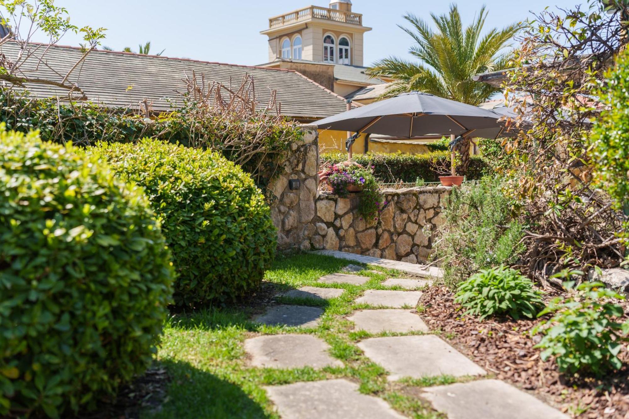 La Rocca Maison De Charme 모네글리아 외부 사진